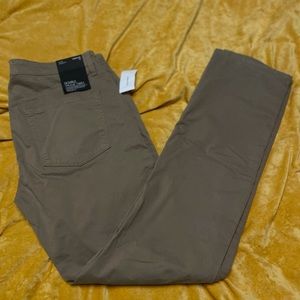 NWT Men’s brown J Brand pants.  Kane Straight Fit.  Size 34.